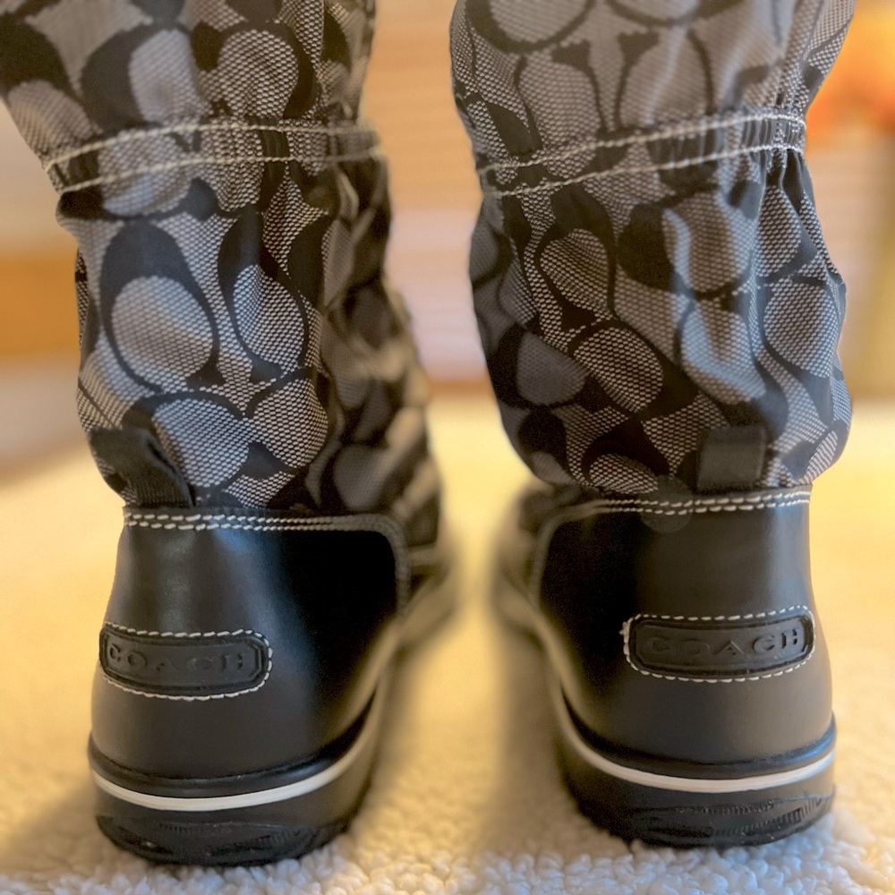 COACH Shaine Gray and Black Monogram C Winter Rain Mid-Calf Boots Womens 7.5B